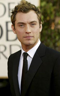 Jude Law is desperate to be a Romeo once again! 