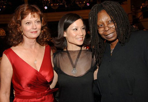 Lucy Liu receives Women's World Awards