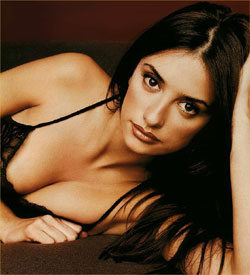 Cruz takes best actress at EFA