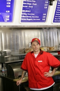 Restaurant group objects to K-Fed ad