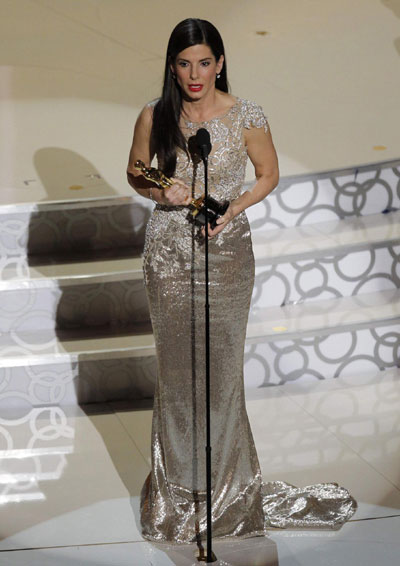 Sandra Bullock wins best actress