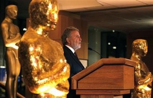 Oscar group re-elects Ganis