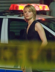 Jodie Foster plays dark role in new movie