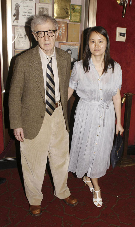 Woody Allen and other celebs at premiere of film