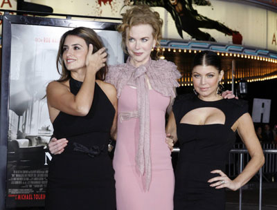 Nicole Kidman,Cruz and Fergie arrive at screening of film