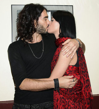 Perry, Brand 'shop for baby clothes'