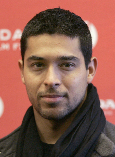 Cast member arrive for premiere of film 