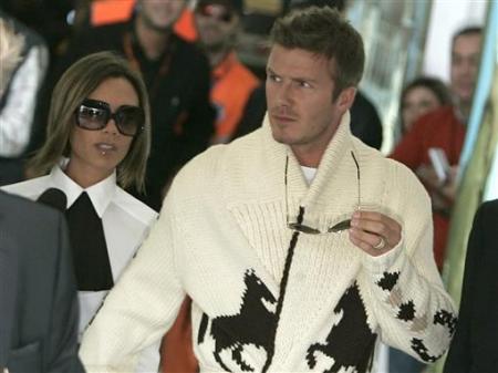 Celebrities' airport fashion