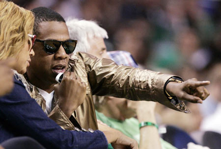Beyonce and Jay-Z watch NBA game in Boston
