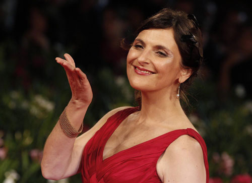 Antonia Zegers poses during 'Post mortem' red carpet at 67th Venice Film Festival