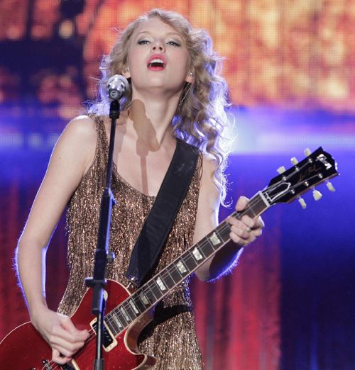 Taylor Swift performs during 'Speak Now' concert tour