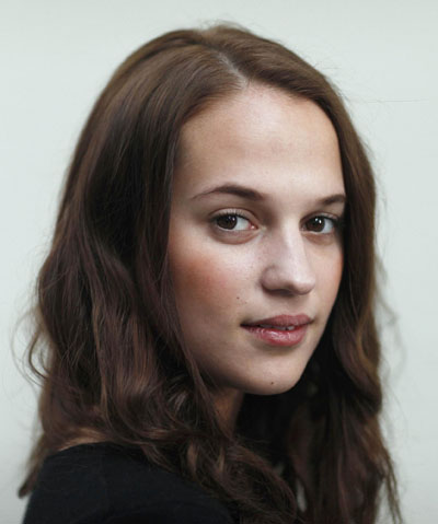 Actors of Shooting Stars pose for an award ceremony in Berlin