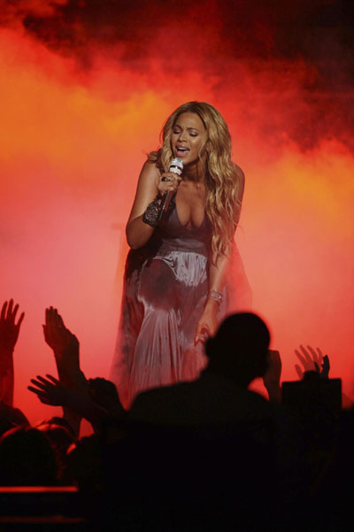 The 10th season finale of 'American Idol' in Los Angeles