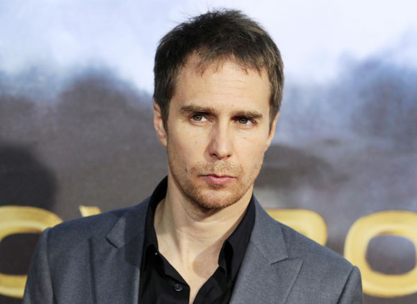 'Cowboys & Aliens' premieres