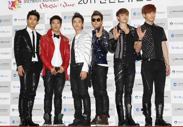 K-pop musicians attend joint concert to expand 'the Korean wave'