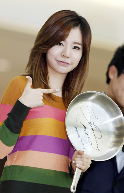 Girls' Generation to release third album