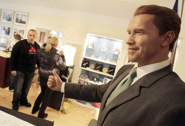 Schwarzenegger opens museum