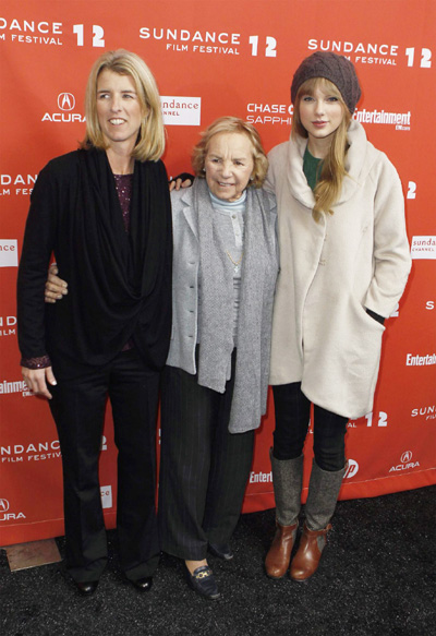 Swift attends premiere of 'Ethel'