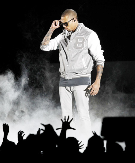 Celebrities perform at Grammy Awards