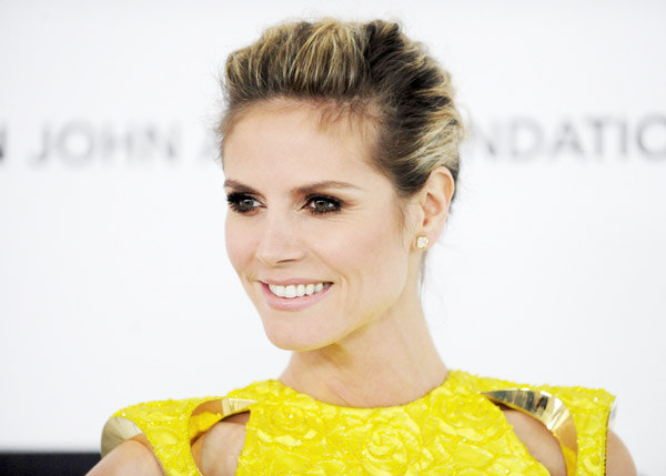 Celebrities attend AIDS Foundation Viewing Party