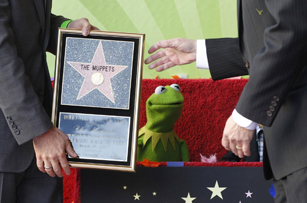 'The Muppets' gets Hollywood fame star