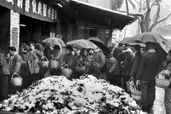 100 photographers' focus on China - Economy