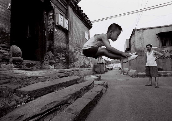100 photographers' focus on China - Society