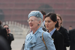 Danish Queen visits Nanjing Massacre Memorial Hall