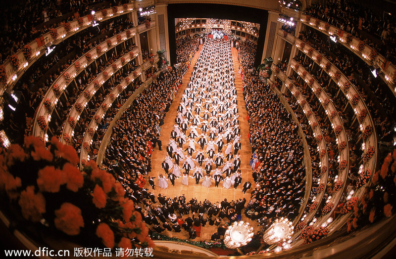 12 star signs, choose your exclusive city