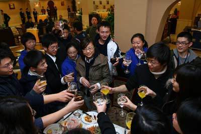 中美太空少年計(jì)劃：慶功宴