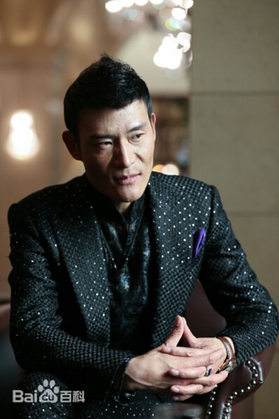 Top fashion designers with Chinese origins