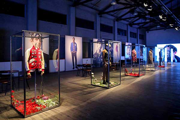 Beckham leads from the front