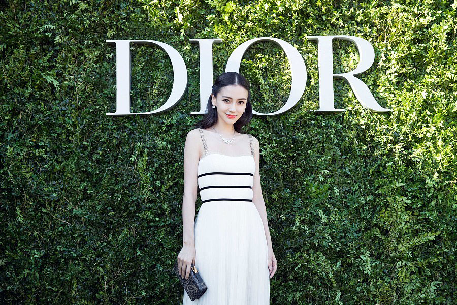 Chinese celebrities shine at the Dior fashion show in Paris