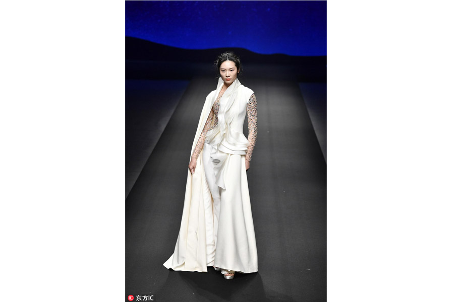 2017 China Fashion Week: Chu Yan