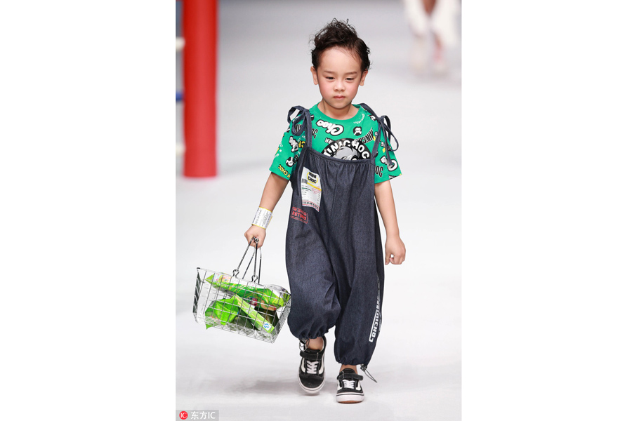 2017 China Fashion Week: Minichoc