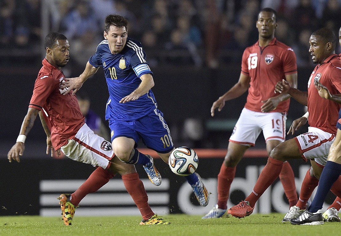 阿根廷熱身3-0 梅西遭嚴防