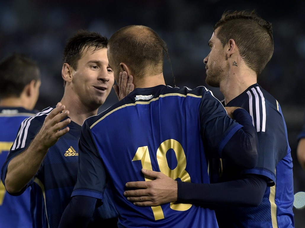 阿根廷熱身3-0 梅西遭嚴防