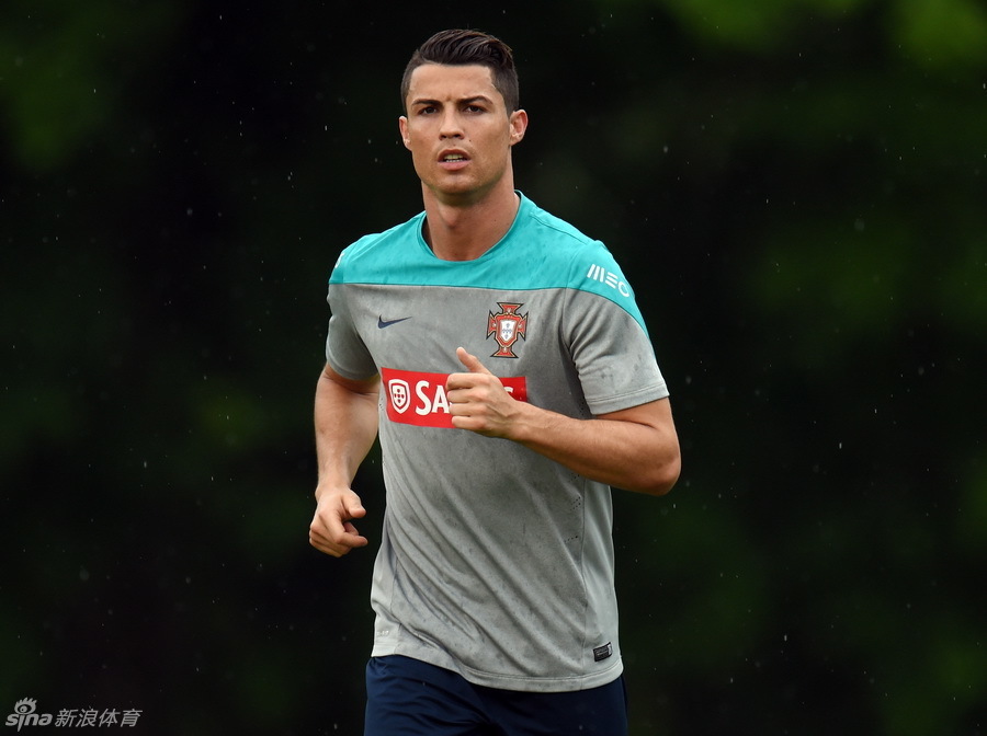 葡萄牙備戰世界杯C羅跟訓