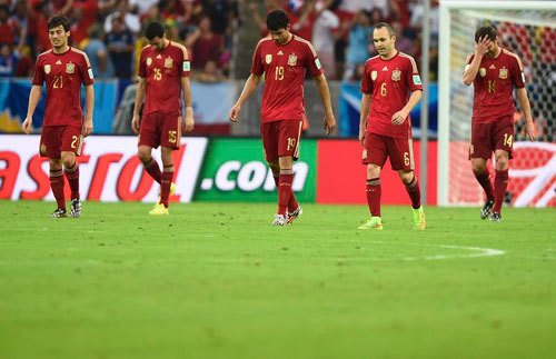 西班牙0-2智利:阿蘭吉斯送衛(wèi)冕冠軍回家