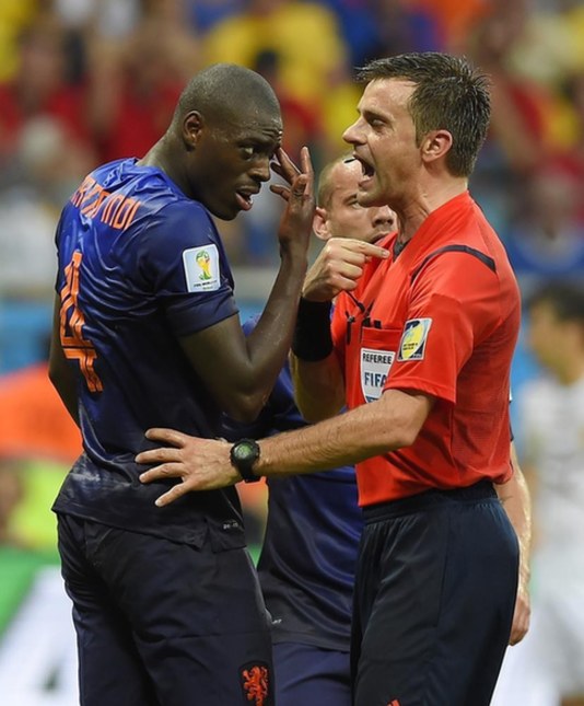 教你在球場上該怎么叫喊？