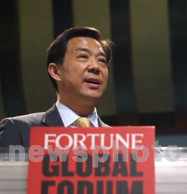 商務部長薄熙來:中國東部人均GDP達到2000美元