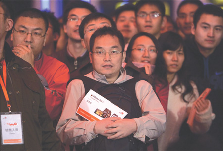 3G startup costs hurting telecoms