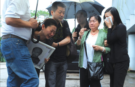 TIC may revoke 'forced shopping' tour licenses