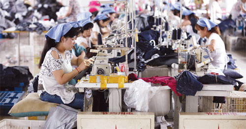 US exporters show mild concern about renminbi volatility