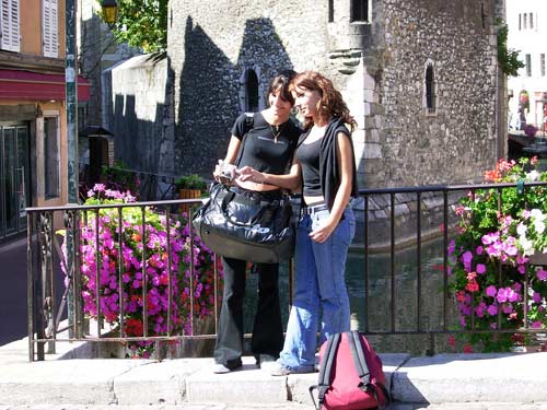 法國浪漫閑適名不虛傳 商店周日不許開門