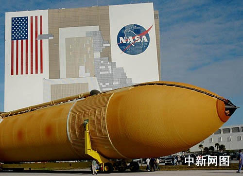 “發現”號燃料箱泡沫材料出現裂縫 再次推遲發射(圖)