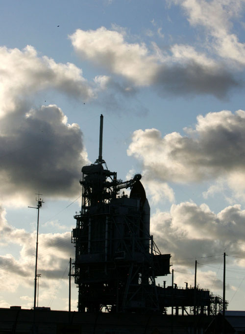 “發現”號隔熱層又出問題 NASA堅持計劃