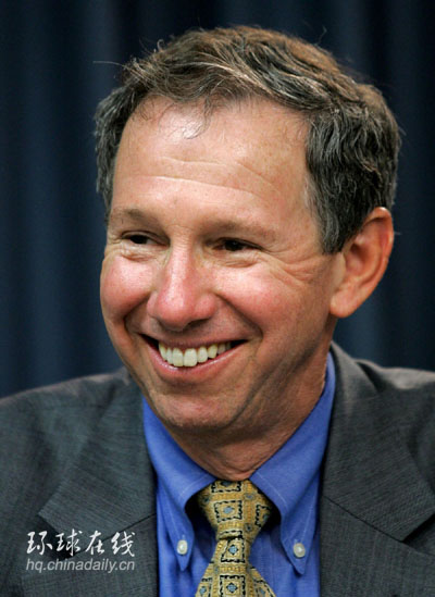 “發(fā)現(xiàn)”號(hào)獨(dú)立日“帶病上崗”隱憂難除