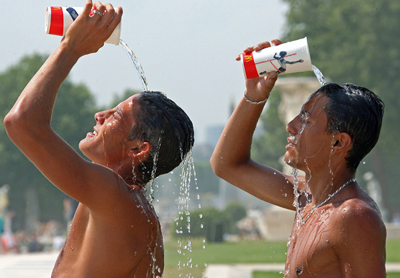 東西世界“水深火熱” 如何應對自然界殺手?