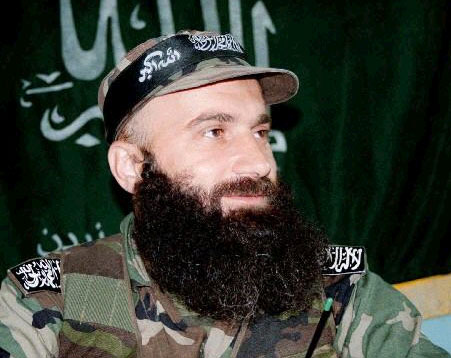 車臣匪首巴薩耶夫與女招待的戰地愛情